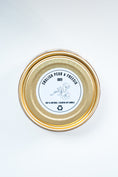 Load image into Gallery viewer, English Pear & Freesia Canned Candle