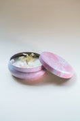 Load image into Gallery viewer, Oh! Peach scented candle

